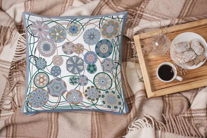 图片包含 室内, 桌子, 猫, 床
描述已自动生成